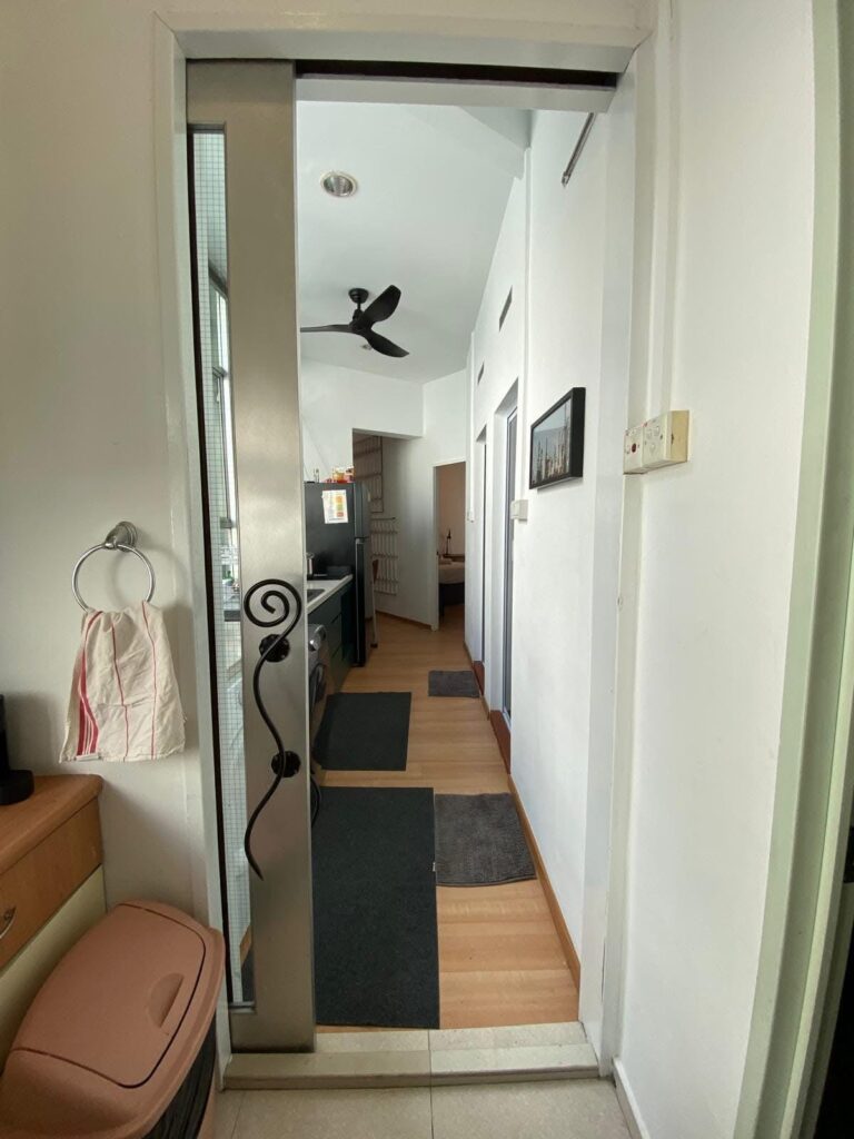 486 sims ave common area